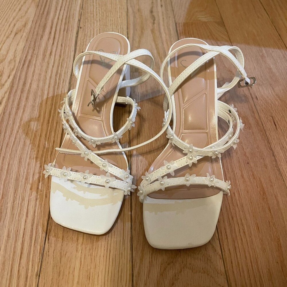 White Heeled Shoe